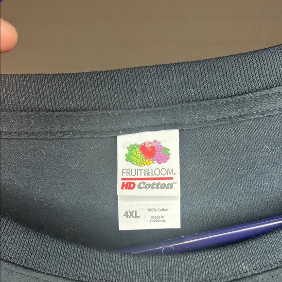 Fruit of the Loom Black T-Shirt with Rifle and Bullet Design - Picture 3 of 3